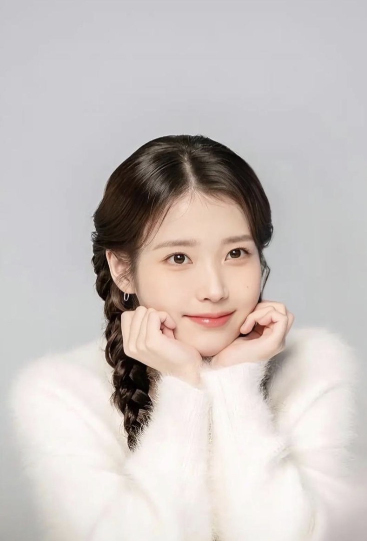 IU